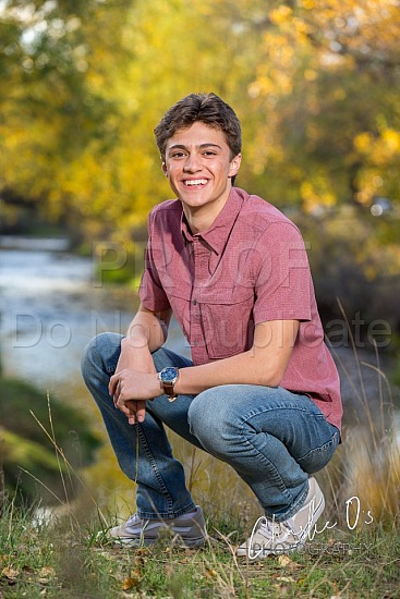 Hudson's Senior Portraits